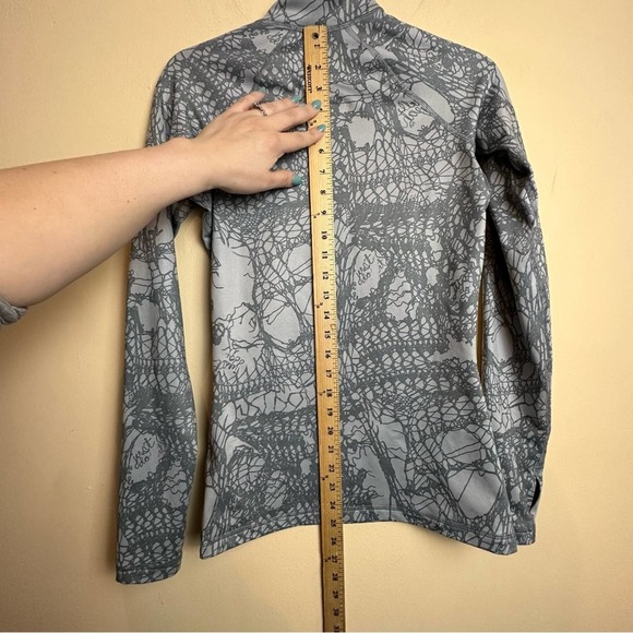 Nike Pro Dri-FIT Half Zip Gray Squiggle Spell Out Just Do It Pullover Small - Picture 14 of 15